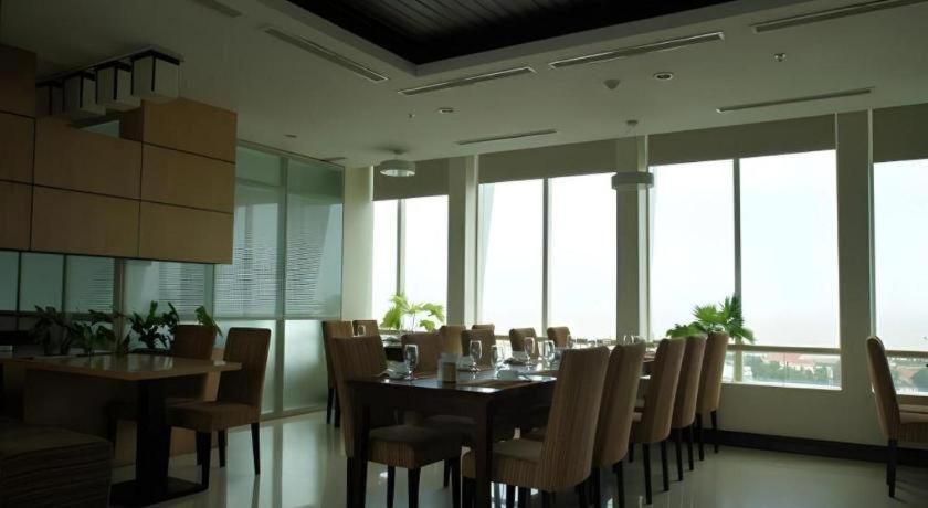 Kaya Hotel Tuy Hoa Exterior photo